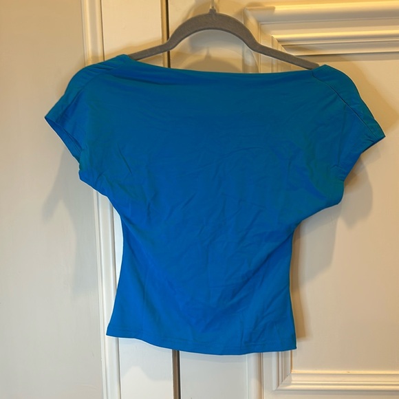 Shein Women’s Backless Blue Short Sleeve Top S - Picture 3 of 6